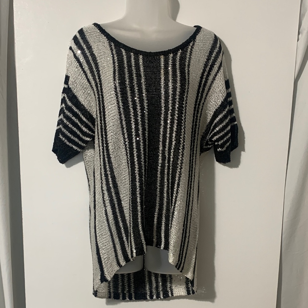 Dolce Cabo Black and White Sequin Knit Top
